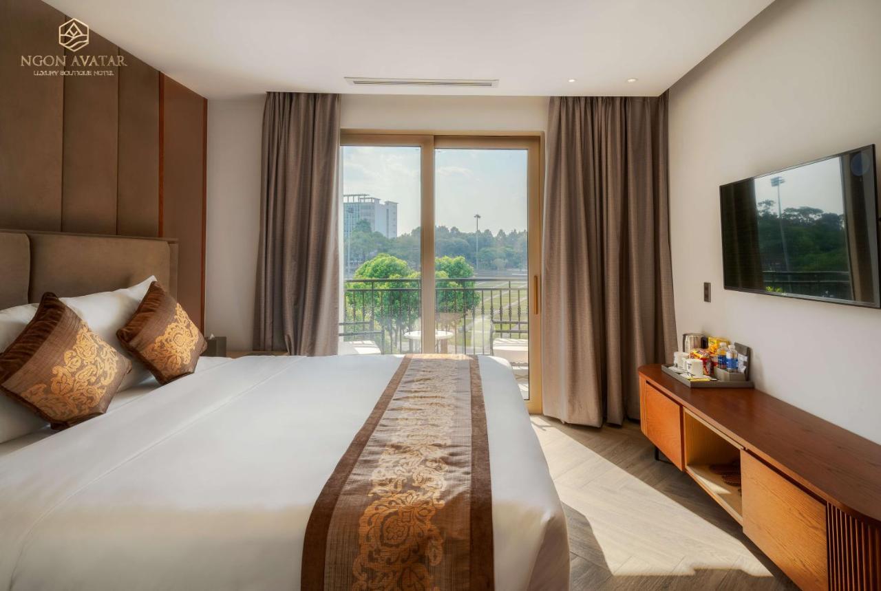 Ngon Avatar Hotel Plây Ku Exterior foto